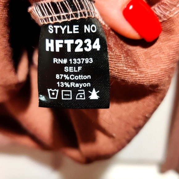 POL button down top in mauve and a dusty wine color. - Picture 3 of 6